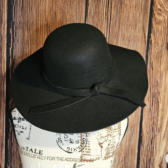 Wide Brimmed Foldable Retro Hat - Picture 2 of 7